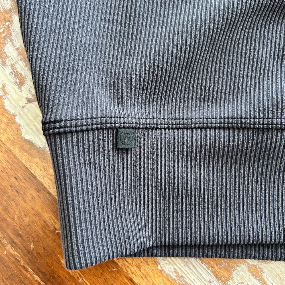 Lululemon Oversized Crop Crewneck Sweater - Picture 3 of 4